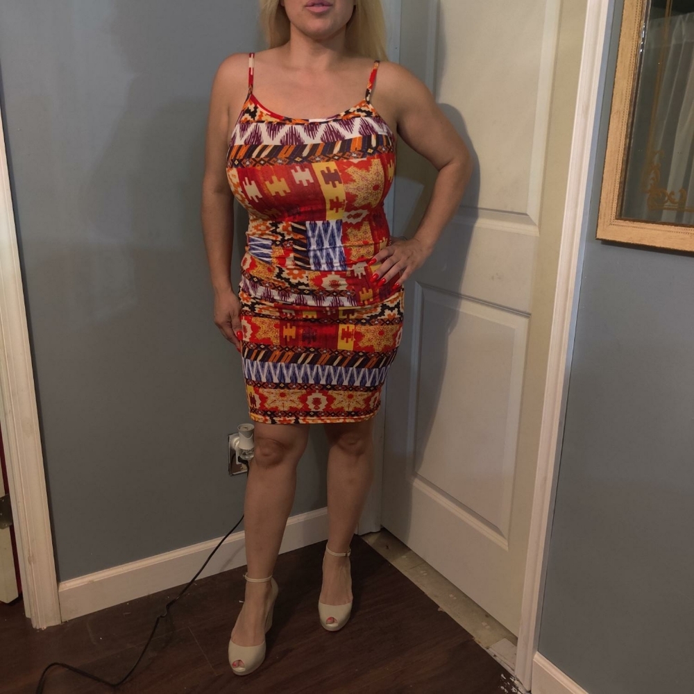 Bright Bodycon Dress 👗